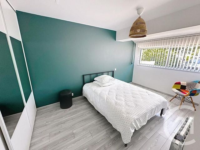 Maison &agrave; louer - 4 pi&egrave;ces - 115 m2 - St Xandre - 17 - POITOU-CHARENTES