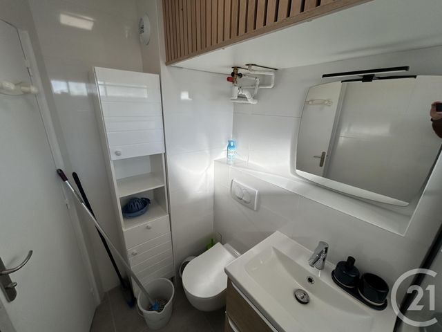 Appartement T1 &agrave; louer - 1 pi&egrave;ce - 22,79 m2 - Chatelaillon Plage - 17 - POITOU-CHARENTES