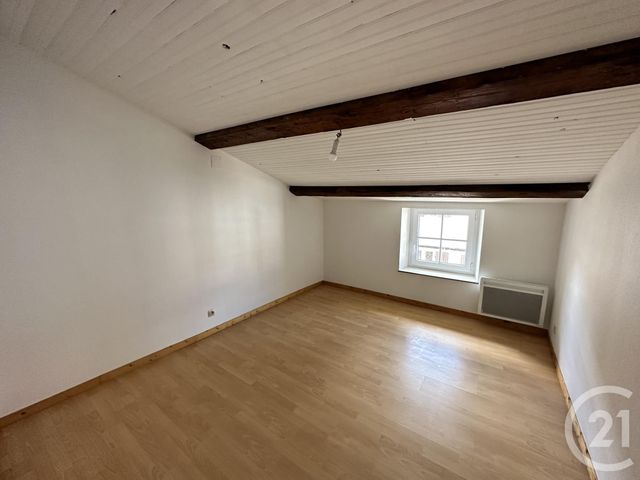Appartement T3 &agrave; louer - 3 pi&egrave;ces - 60,14 m2 - Rochefort - 17 - POITOU-CHARENTES