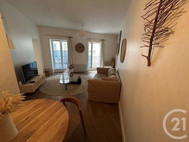 Appartement F2 &agrave; louer - 2 pi&egrave;ces - 46,75 m2 - La Rochelle - 17 - POITOU-CHARENTES