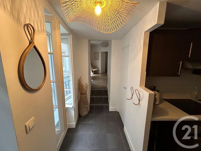 Appartement F2 &agrave; louer - 2 pi&egrave;ces - 46,75 m2 - La Rochelle - 17 - POITOU-CHARENTES