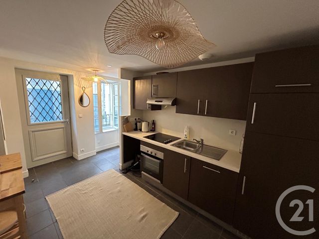 Appartement F2 &agrave; louer - 2 pi&egrave;ces - 46,75 m2 - La Rochelle - 17 - POITOU-CHARENTES