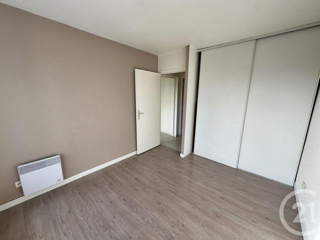 Appartement &agrave; louer - 2 pi&egrave;ces - 38,67 m2 - La Rochelle - 17 - POITOU-CHARENTES