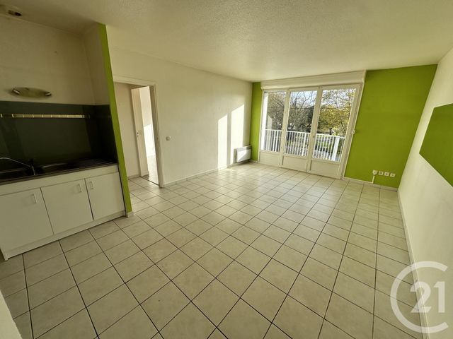 Appartement &agrave; louer - 2 pi&egrave;ces - 38,67 m2 - La Rochelle - 17 - POITOU-CHARENTES