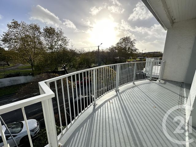 Appartement &agrave; louer - 2 pi&egrave;ces - 38,67 m2 - La Rochelle - 17 - POITOU-CHARENTES