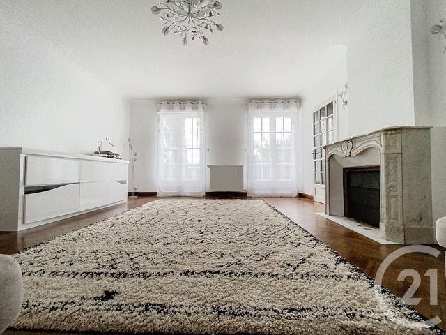 Maison &agrave; louer - 1 pi&egrave;ce - 12,90 m2 - Rochefort - 17 - POITOU-CHARENTES
