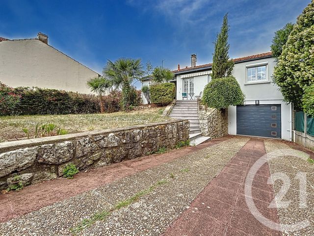 Maison &agrave; louer - 1 pi&egrave;ce - 12,90 m2 - Rochefort - 17 - POITOU-CHARENTES