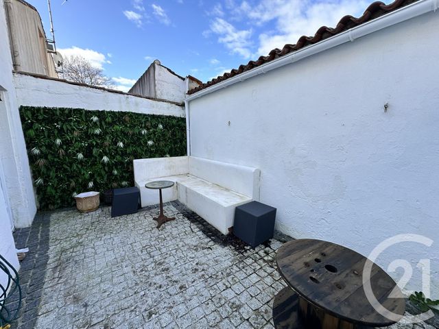Maison &agrave; louer - 4 pi&egrave;ces - 16 m2 - La Rochelle - 17 - POITOU-CHARENTES
