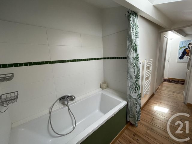 Maison &agrave; louer - 1 pi&egrave;ce - 9,64 m2 - La Rochelle - 17 - POITOU-CHARENTES