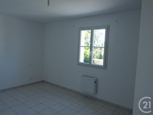 Maison &agrave; louer - 4 pi&egrave;ces - 105,84 m2 - Andilly - 17 - POITOU-CHARENTES