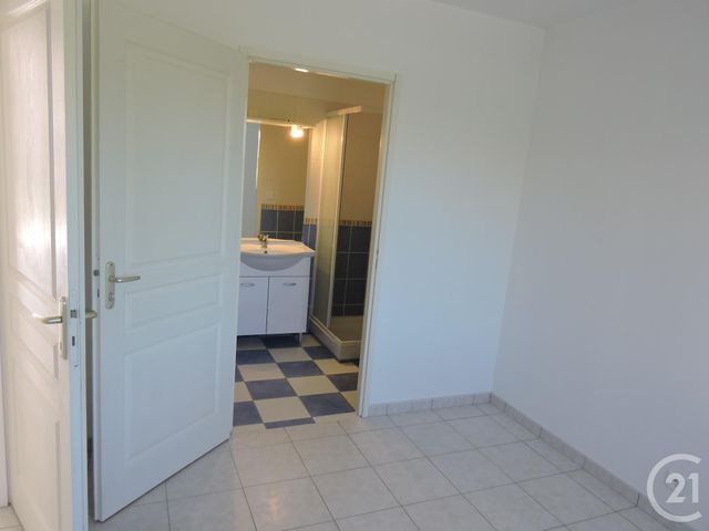 Maison &agrave; louer - 4 pi&egrave;ces - 105,84 m2 - Andilly - 17 - POITOU-CHARENTES