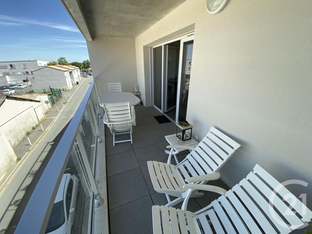 Appartement F3 &agrave; louer - 3 pi&egrave;ces - 58,32 m2 - La Rochelle - 17 - POITOU-CHARENTES