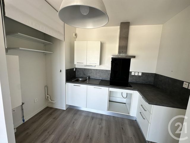 Appartement F3 &agrave; louer - 3 pi&egrave;ces - 58,32 m2 - La Rochelle - 17 - POITOU-CHARENTES