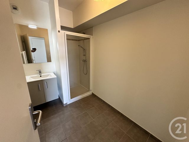Appartement F3 &agrave; louer - 3 pi&egrave;ces - 58,32 m2 - La Rochelle - 17 - POITOU-CHARENTES