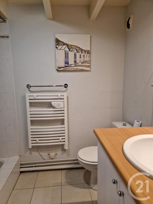 Appartement Studio &agrave; louer - 1 pi&egrave;ce - 19,98 m2 - La Rochelle - 17 - POITOU-CHARENTES