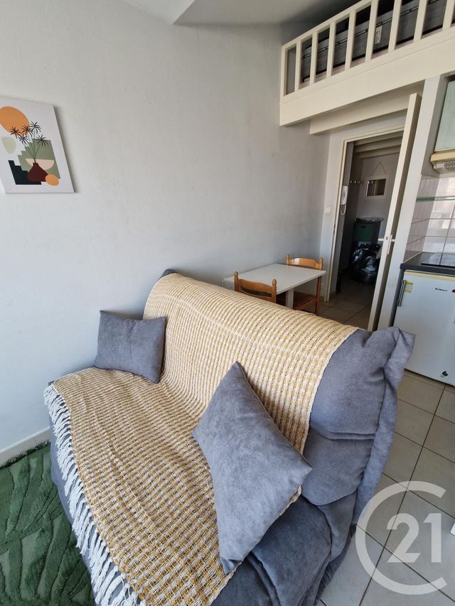 Appartement Studio &agrave; louer - 1 pi&egrave;ce - 19,98 m2 - La Rochelle - 17 - POITOU-CHARENTES