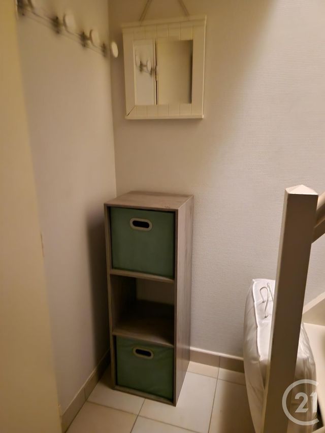 Appartement Studio &agrave; louer - 1 pi&egrave;ce - 19,98 m2 - La Rochelle - 17 - POITOU-CHARENTES