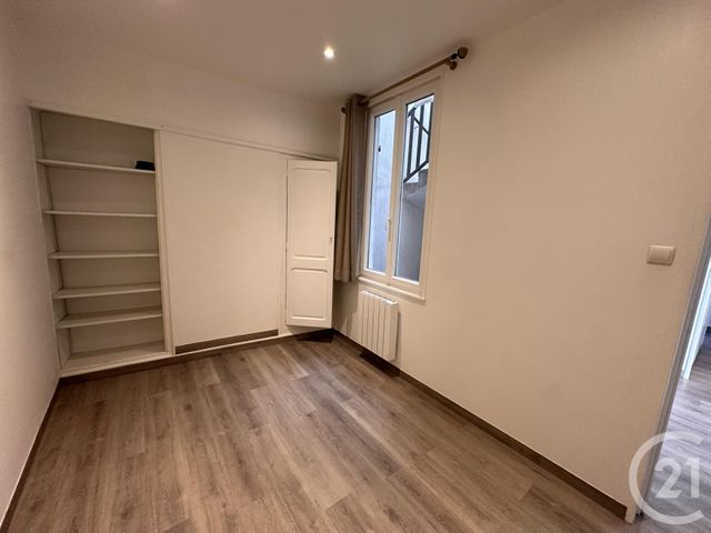 Appartement T4 &agrave; louer - 4 pi&egrave;ces - 63,56 m2 - La Rochelle - 17 - POITOU-CHARENTES