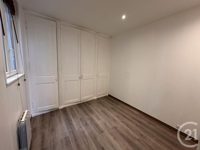 Appartement T4 &agrave; louer - 4 pi&egrave;ces - 63,56 m2 - La Rochelle - 17 - POITOU-CHARENTES