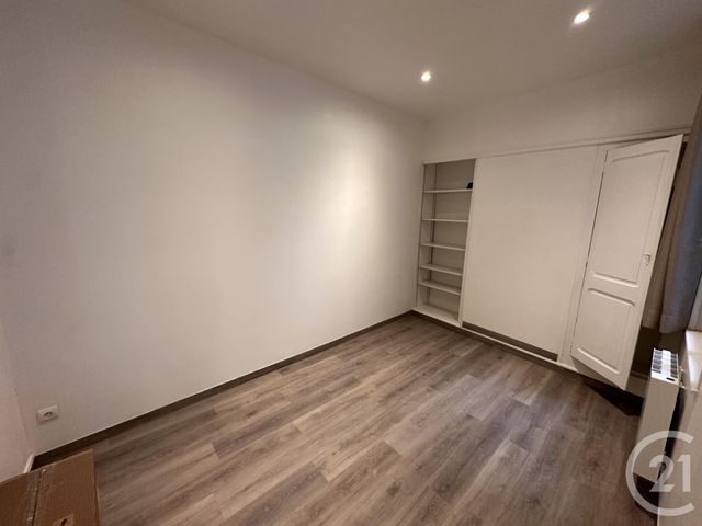 Appartement T4 &agrave; louer - 4 pi&egrave;ces - 63,56 m2 - La Rochelle - 17 - POITOU-CHARENTES
