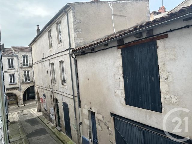 Appartement T4 &agrave; louer - 4 pi&egrave;ces - 63,56 m2 - La Rochelle - 17 - POITOU-CHARENTES