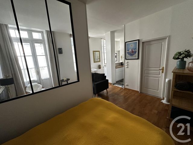 Appartement T1 bis &agrave; louer - 2 pi&egrave;ces - 33,35 m2 - La Rochelle - 17 - POITOU-CHARENTES