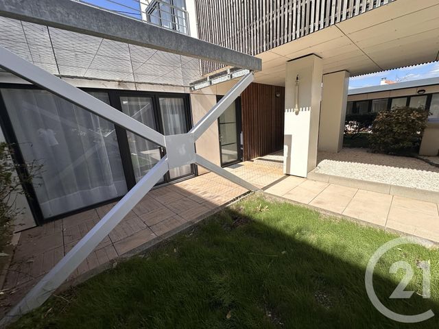 Appartement &agrave; louer - 2 pi&egrave;ces - 55,36 m2 - La Rochelle - 17 - POITOU-CHARENTES