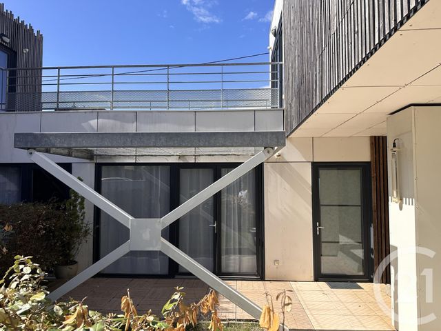 Appartement &agrave; louer - 2 pi&egrave;ces - 55,36 m2 - La Rochelle - 17 - POITOU-CHARENTES