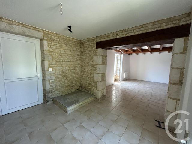 Maison &agrave; louer - 3 pi&egrave;ces - 91,38 m2 - St Sauveur D Aunis - 17 - POITOU-CHARENTES