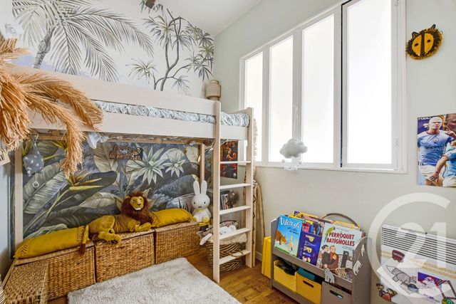 Appartement T3 &agrave; vendre - 3 pi&egrave;ces - 52,10 m2 - Paris - 75018 - ILE-DE-FRANCE