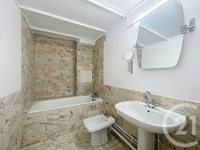 Appartement F3 &agrave; louer - 3 pi&egrave;ces - 85,06 m2 - Paris - 75009 - ILE-DE-FRANCE