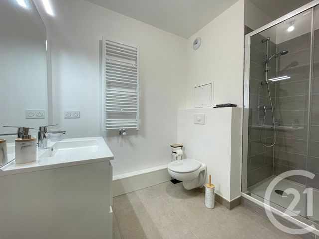 Appartement F2 &agrave; louer - 2 pi&egrave;ces - 46,64 m2 - St Ouen Sur Seine - 93 - ILE-DE-FRANCE