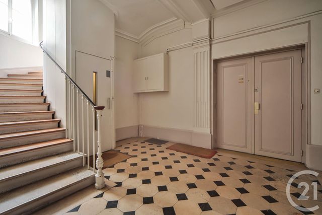 Appartement F2 &agrave; louer - 2 pi&egrave;ces - 35,64 m2 - Paris - 75008 - ILE-DE-FRANCE