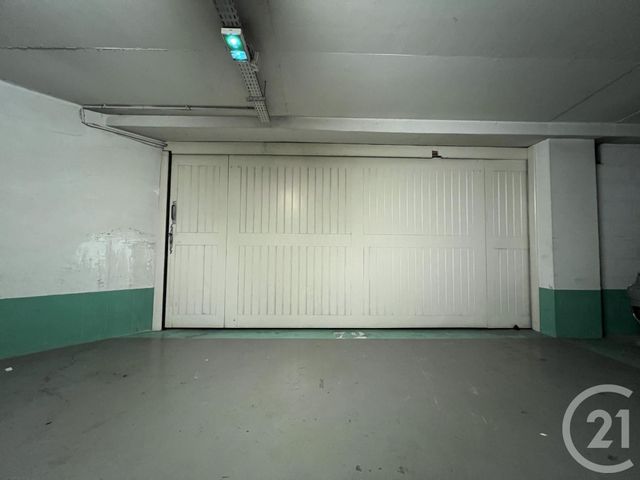 Parking &agrave; louer - 35 m2 - Paris - 75008 - ILE-DE-FRANCE