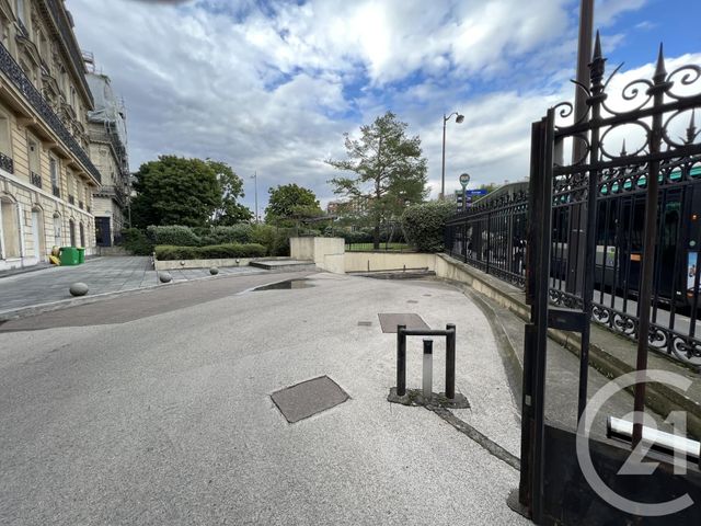 Parking &agrave; louer - 35 m2 - Paris - 75008 - ILE-DE-FRANCE
