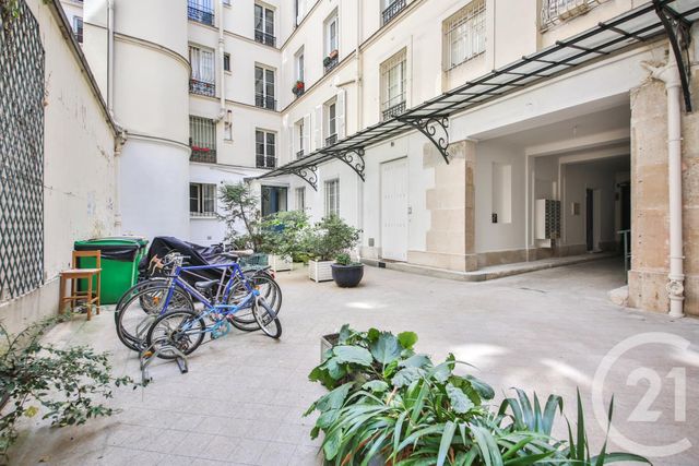Appartement F2 &agrave; louer - 2 pi&egrave;ces - 59,16 m2 - Paris - 75009 - ILE-DE-FRANCE