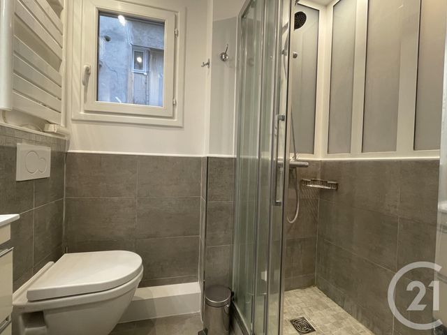 Appartement F2 &agrave; louer - 2 pi&egrave;ces - 45,55 m2 - Paris - 75018 - ILE-DE-FRANCE