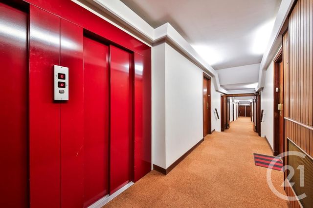 Appartement Studio &agrave; louer - 1 pi&egrave;ce - 33,08 m2 - Paris - 75009 - ILE-DE-FRANCE