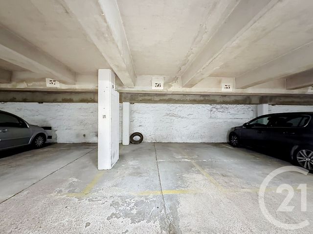 Appartement F4 &agrave; louer - 4 pi&egrave;ces - 84,18 m2 - Paris - 75015 - ILE-DE-FRANCE