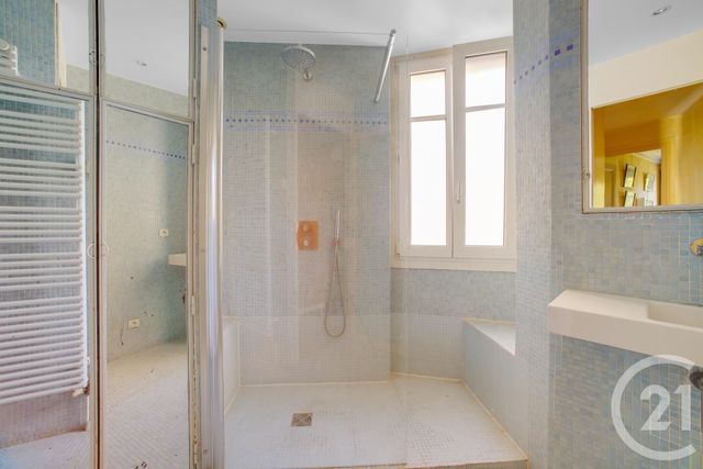 Appartement F5 &agrave; vendre - 5 pi&egrave;ces - 93,15 m2 - Paris - 75018 - ILE-DE-FRANCE