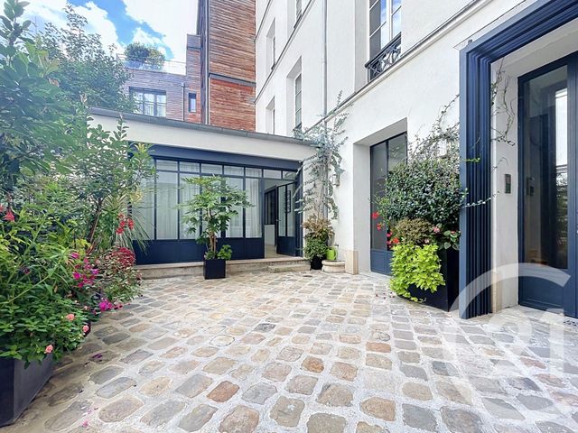 Appartement F2 &agrave; louer - 2 pi&egrave;ces - 56,14 m2 - Paris - 75010 - ILE-DE-FRANCE