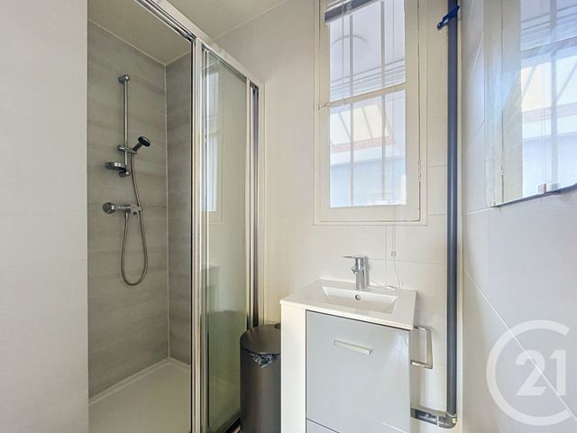 Appartement F1 &agrave; louer - 1 pi&egrave;ce - 11,88 m2 - Paris - 75009 - ILE-DE-FRANCE