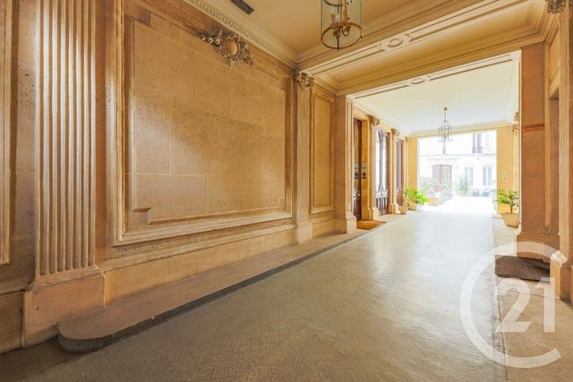 Appartement F2 &agrave; vendre - 2 pi&egrave;ces - 35,77 m2 - Paris - 75008 - ILE-DE-FRANCE