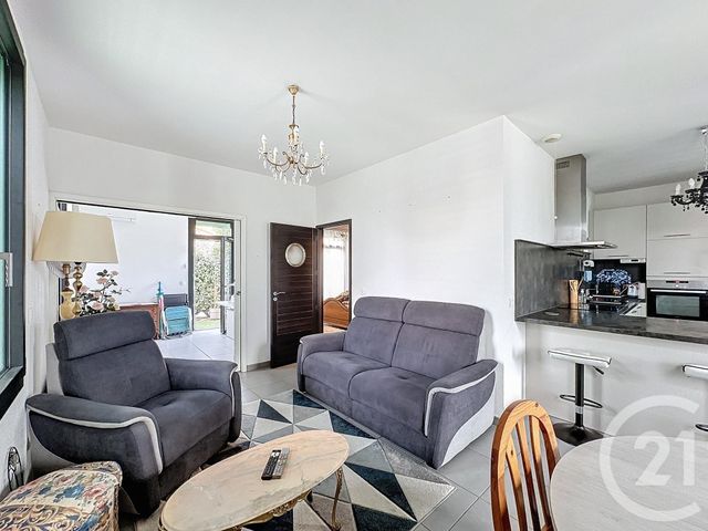 Appartement T3 à vendre - 3 pièces - 65,78 m2 - Le Grau D Agde - 34 - LANGUEDOC-ROUSSILLON