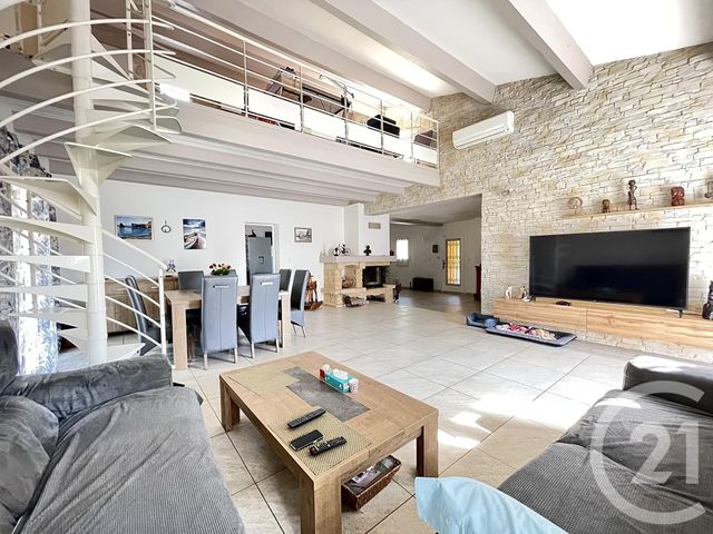 Maison à vendre - 3 pièces - 163,75 m2 - Agde - 34 - LANGUEDOC-ROUSSILLON
