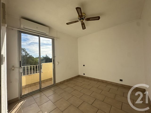 Appartement T4 à vendre - 4 pièces - 78,77 m2 - Agde - 34 - LANGUEDOC-ROUSSILLON