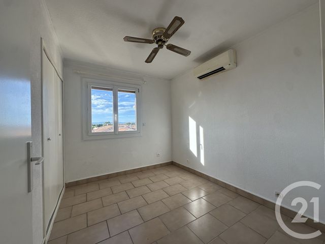 Appartement T4 à vendre - 4 pièces - 78,77 m2 - Agde - 34 - LANGUEDOC-ROUSSILLON