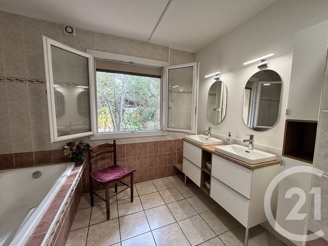 Maison &agrave; vendre - 7 pi&egrave;ces - 200 m2 - Vias - 34 - LANGUEDOC-ROUSSILLON