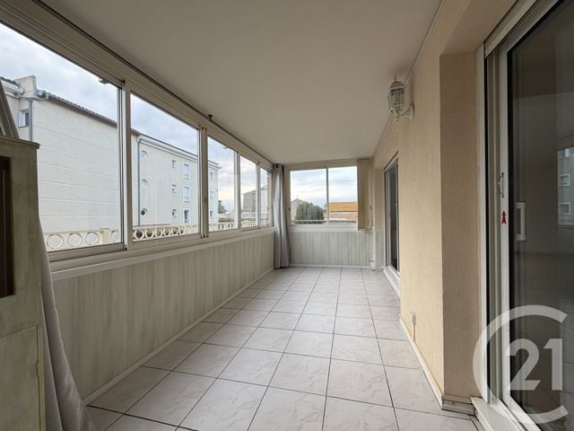 Appartement T3 &agrave; vendre - 3 pi&egrave;ces - 99,57 m2 - Agde - 34 - LANGUEDOC-ROUSSILLON