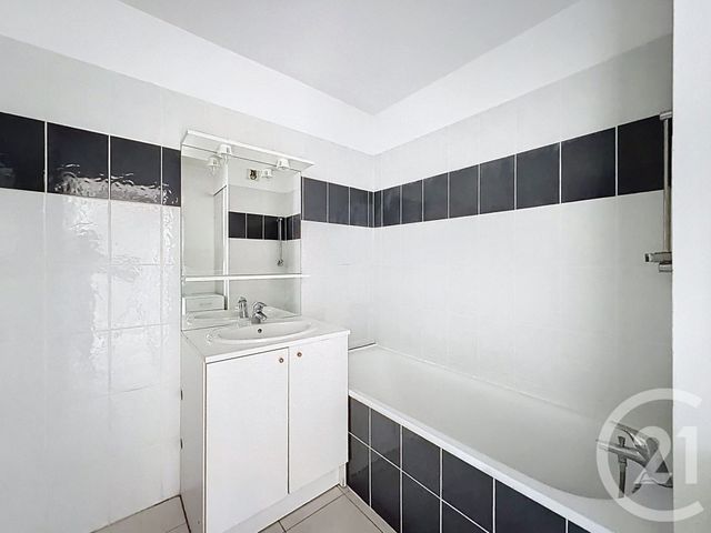 Appartement T3 &agrave; vendre - 3 pi&egrave;ces - 62,13 m2 - Agde - 34 - LANGUEDOC-ROUSSILLON